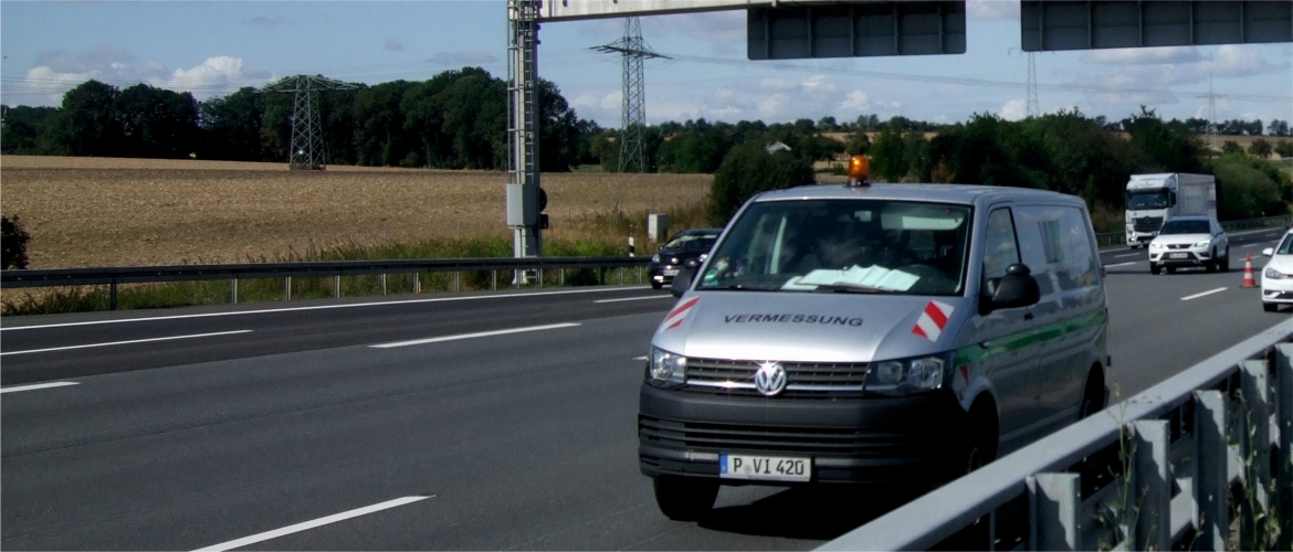 VIC-Info-2019-VERM_A5-A66-Westkreuz-Frankfur-a.M.-Vermessung-und-Kosoldierung-von-Bestandsdaten_001.jpg