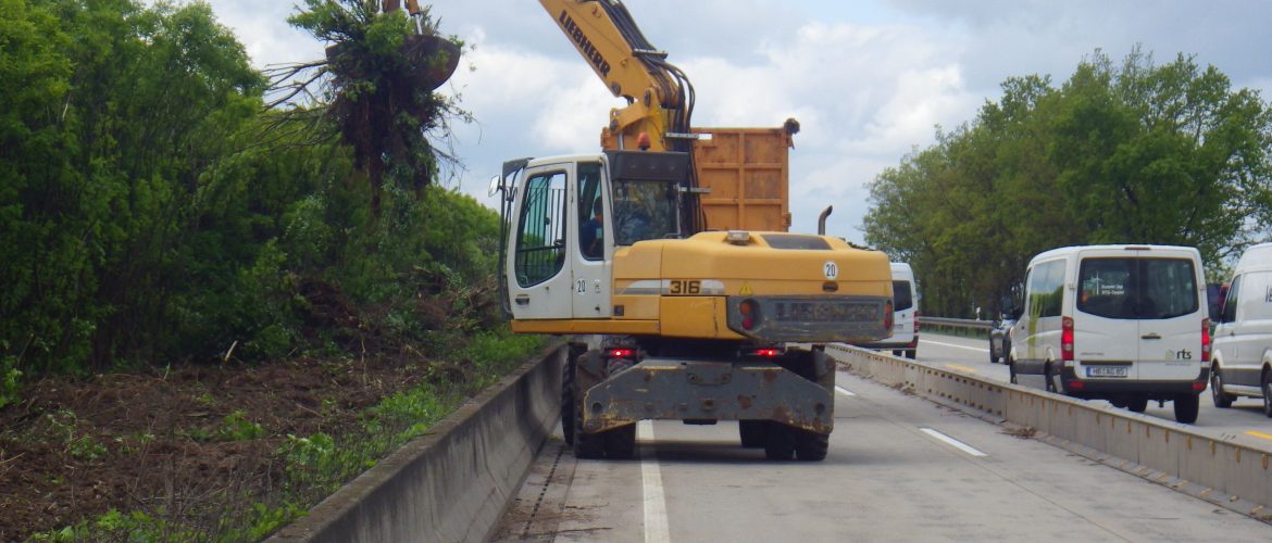 VIC-Info-2019-BB_A4-AS-Jena-Zentrum-bis-AK-Hermsdorfer-Erneuerung-Fahrzeugrückhaltesysteme_004-scaled.jpg